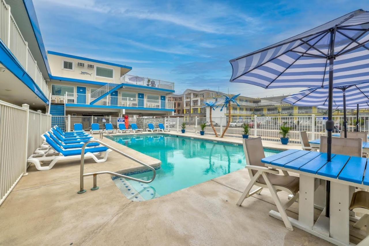 The Blue Marlin Resort ワイルドウッド・クレスト エクステリア 写真